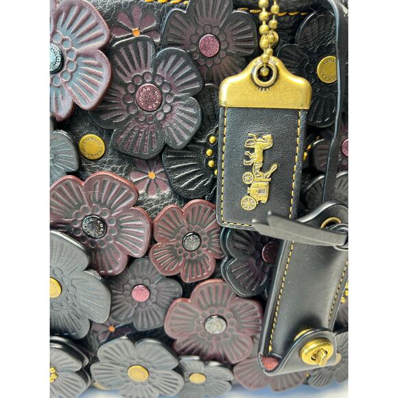 Coach Rogue 25 Bag in black glovetanned leather with Tea Rose Gold Hardware - Picture 3 of 11